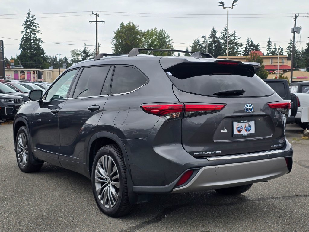 Used 2021 Toyota Highlander Platinum AWD/4WD image 6