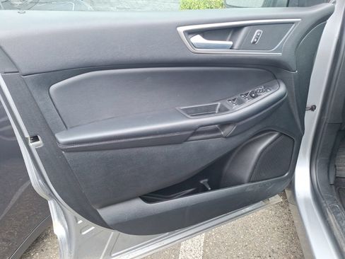 Used 2024 Ford Edge SEL AWD/4WD image 11