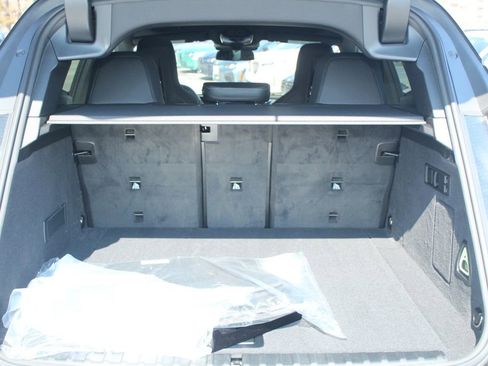 New 2026 BMW iX xDrive60 image 7