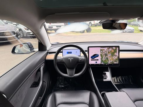 Used 2018 Tesla Model 3 Long Range AWD/4WD image 29