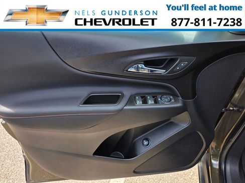Used 2023 Chevrolet Equinox RS AWD/4WD image 18