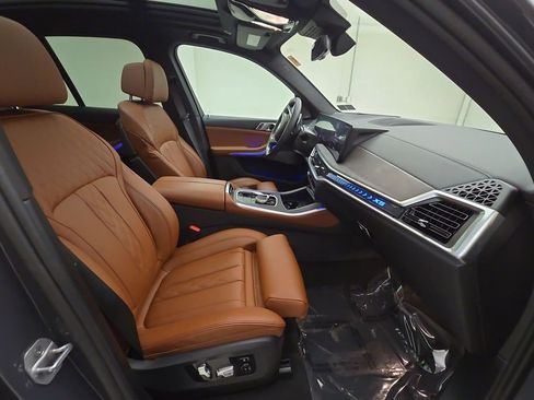 Certified 2026 BMW X5 xDrive40i w/ Premium Package image 29