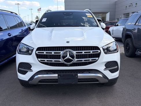 Used 2025 Mercedes-Benz GLE 350 4MATIC image 3