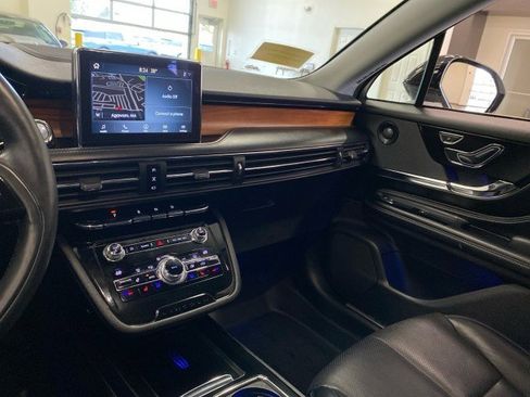 Used 2020 Lincoln Corsair Reserve w/ Equipment Group 201A image 13