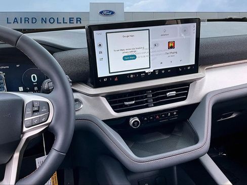 New 2026 Ford Explorer Active image 7