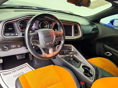 Used 2022 Dodge Challenger GT w/ Plus Package RWD image 11