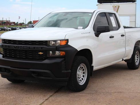 Used 2021 Chevrolet Silverado 1500 W/T w/ WT Fleet Convenience Package AWD/4WD image 3