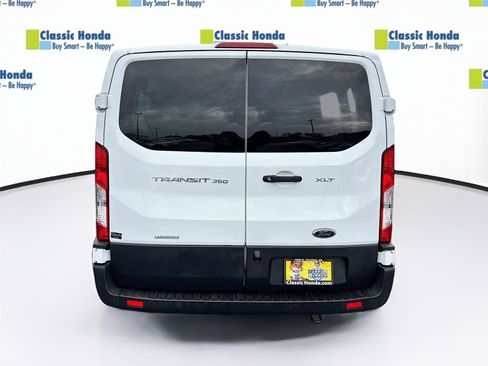 Used 2023 Ford Transit 350 XLT image 7