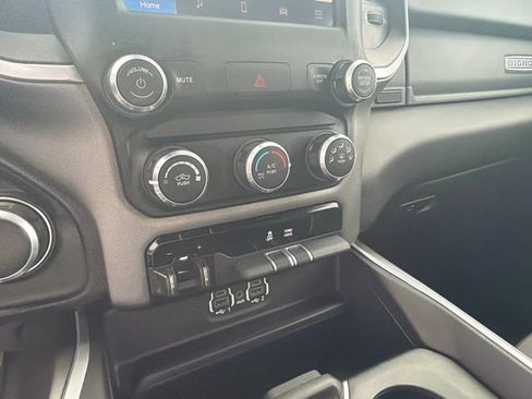 Used 2022 RAM 1500 Big Horn AWD/4WD image 25