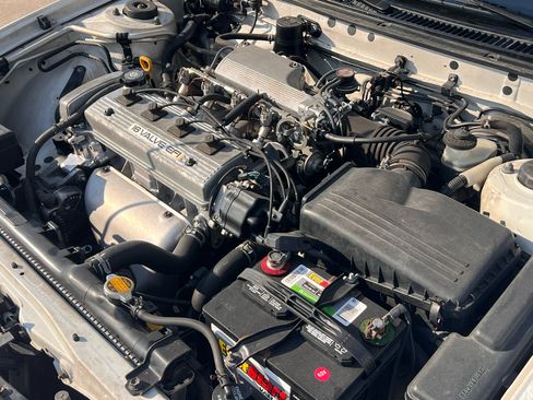 Used 1994 Toyota Celica ST image 17