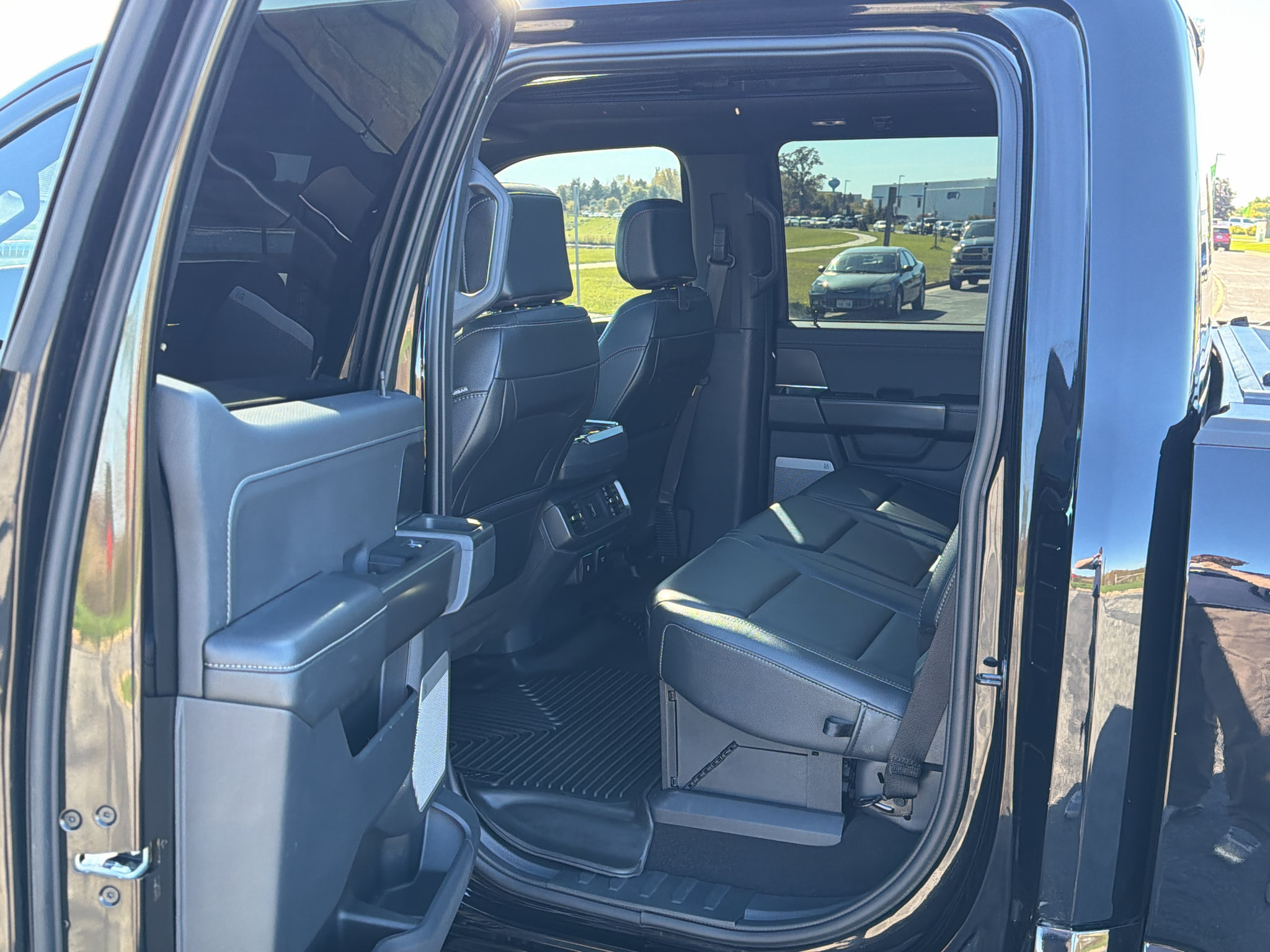 Certified 2024 Ford F150 XLT AWD/4WD image 36