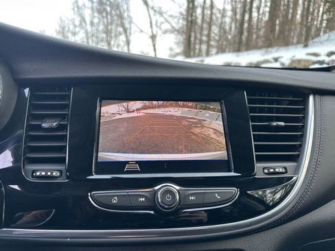 Used 2022 Buick Encore Preferred w/ Safety Package image 21