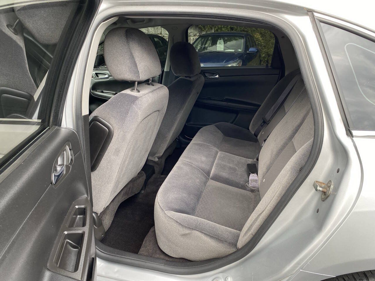 Used 2015 Chevrolet Impala Limited LS FWD image 11