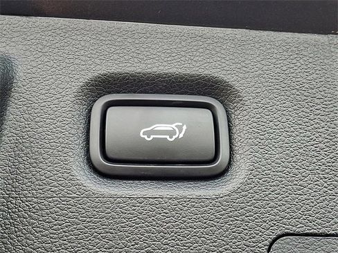 Used 2023 Hyundai Santa Fe SEL image 29