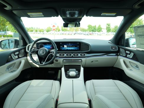 New 2026 Mercedes-Benz GLE 450 4MATIC image 18