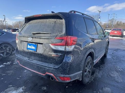 Used 2021 Subaru Forester Sport image 2