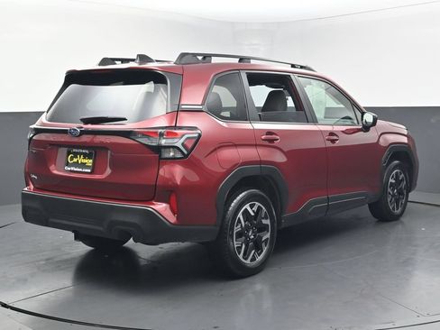 Used 2025 Subaru Forester Premium w/ Convenience Package #1 AWD/4WD image 5