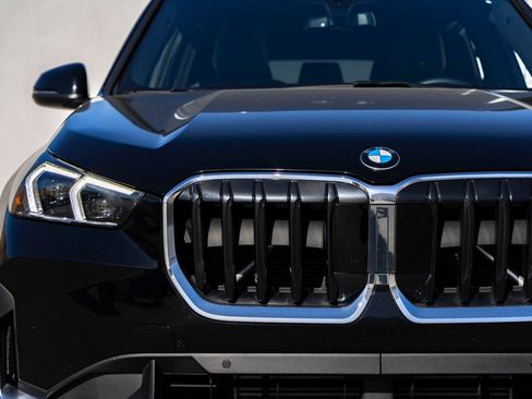 Used 2023 BMW X1 xDrive28i w/ Convenience Package AWD/4WD image 9