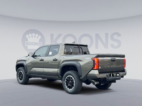 New 2026 Toyota Tacoma TRD Off-Road image 4