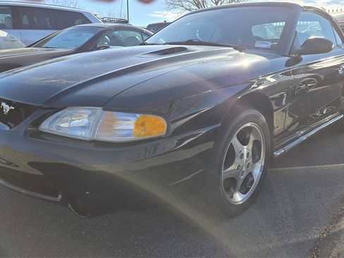 Used 1997 Ford Mustang Cobra image 2