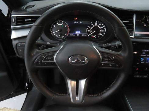 Used 2020 INFINITI QX50 Essential w/ Edition 30 Package FWD image 15