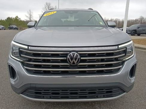 Used 2024 Volkswagen Atlas SE image 8