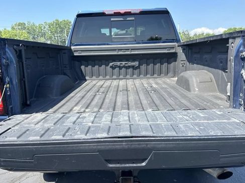 Used 2021 GMC Sierra 2500 AT4 w/ AT4 Preferred Package AWD/4WD image 26