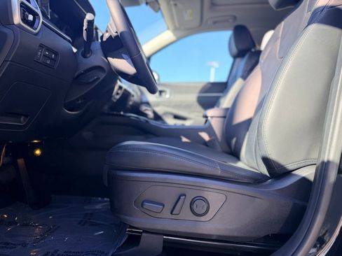 Used 2022 Kia Sorento SX image 10