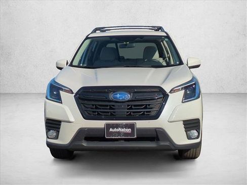 Certified 2023 Subaru Forester Premium image 2