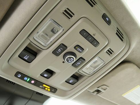 Used 2021 Cadillac Escalade Premium Luxury Platinum image 36