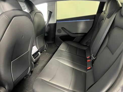 Used 2025 Tesla Model 3 Long Range image 28