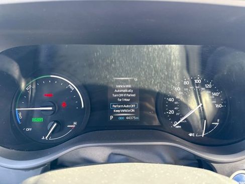 Used 2022 Toyota Sienna XLE image 23