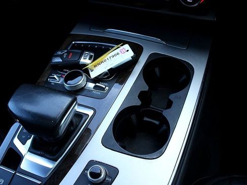 Used 2019 Audi Q7 2.0T Premium w/ Convenience Package image 28