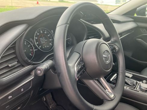 Used 2025 MAZDA MAZDA3 s FWD image 9