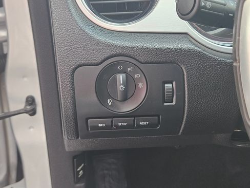 Used 2010 Ford Mustang GT Premium RWD image 19
