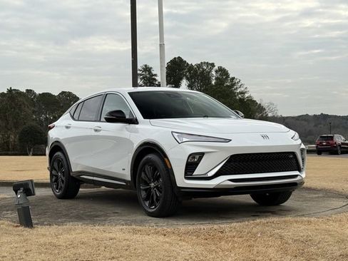 Used 2025 Buick Envista Sport Touring image 1