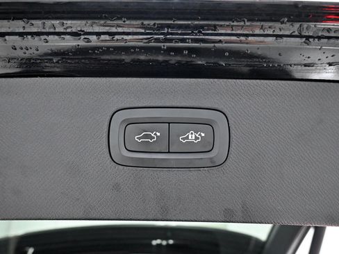 Used 2020 Volvo XC90 T5 Momentum w/ Protection Package Premier AWD/4WD image 36