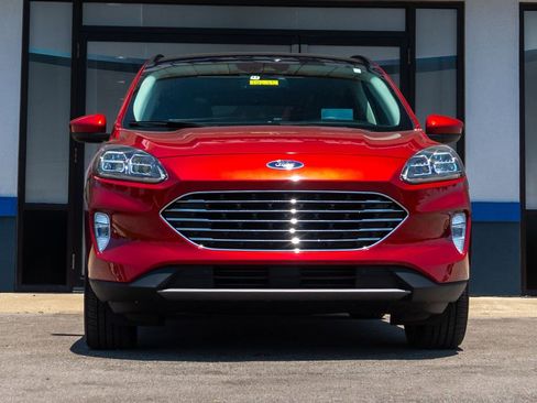 Used 2022 Ford Escape Titanium w/ Titanium Elite Package image 12