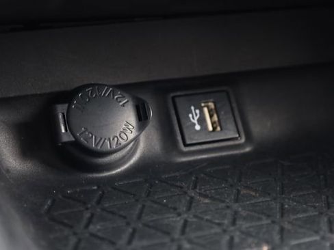 Used 2023 Toyota RAV4 XLE image 20