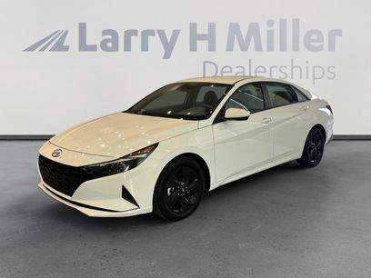 Used 2023 Hyundai Elantra SEL