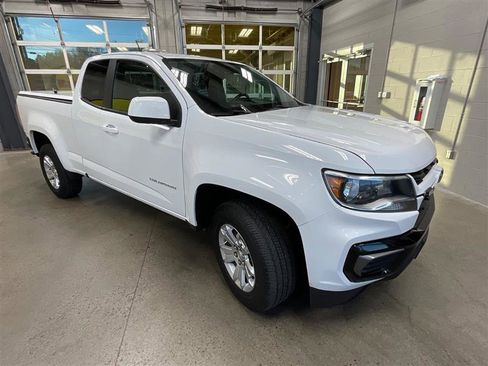 Used 2021 Chevrolet Colorado LT w/ Fleet Safety Package image 7