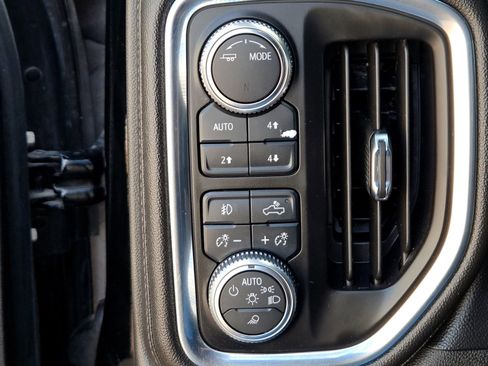 Used 2020 GMC Sierra 3500 Denali image 24