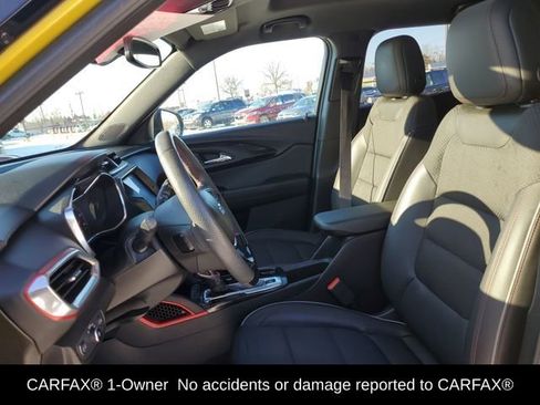 Used 2023 Chevrolet TrailBlazer RS w/ Sun and Liftgate Package image 6