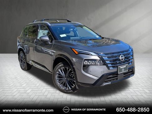 New 2026 Nissan Rogue Platinum AWD/4WD image 1