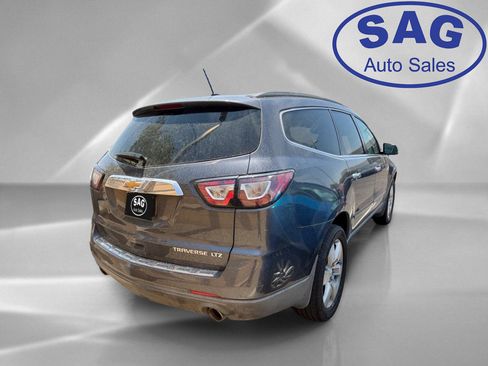 Used 2013 Chevrolet Traverse LTZ FWD image 3