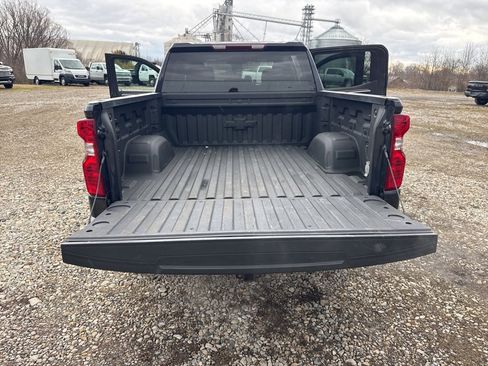 Used 2023 Chevrolet Silverado 1500 LT image 36