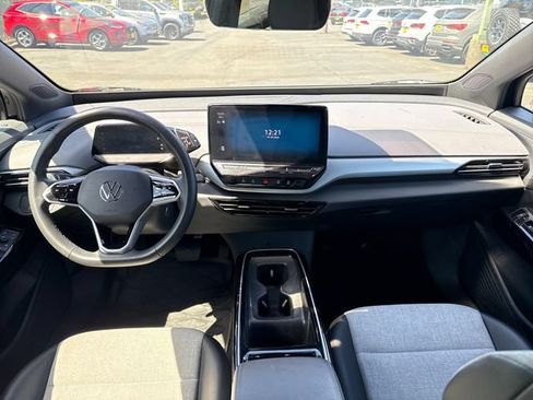 Used 2023 Volkswagen ID.4 Pro AWD/4WD image 11