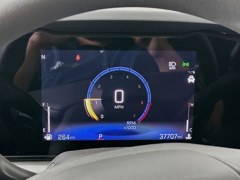 Used 2024 Chevrolet Trax LT image 18