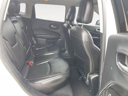 Used 2020 Jeep Compass Limited image 29