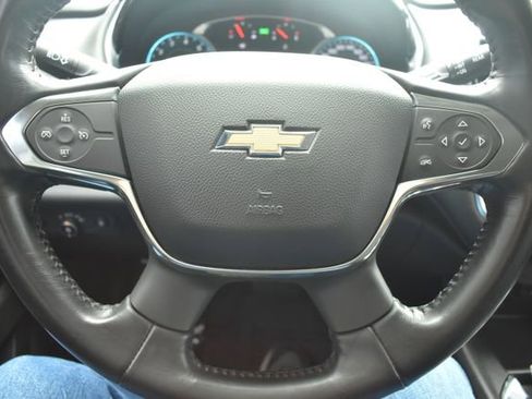 Used 2018 Chevrolet Traverse LT image 23